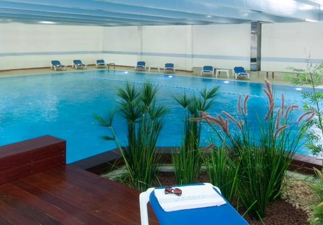 Ramada Hotel - Indoors Pool