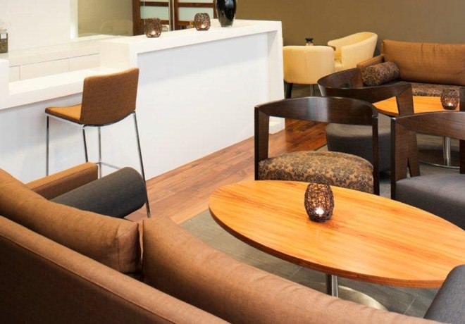 Crowne Plaza Hotel - Lobby