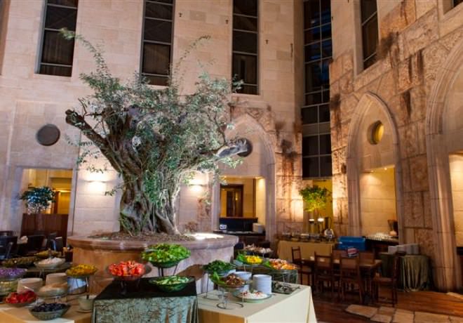 Olive Tree Hotel - Patio