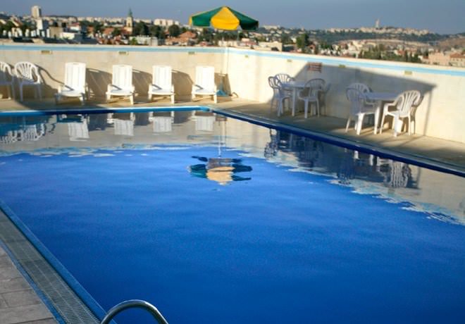 Caeser Premier Hotel - Swimming Pool 