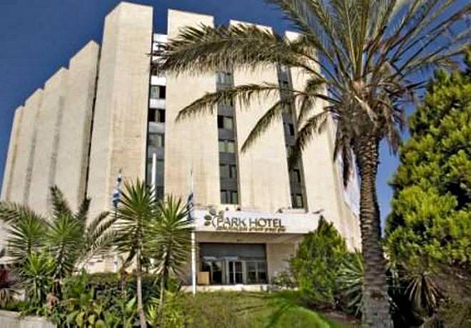 Park Hotel - Vorderansicht