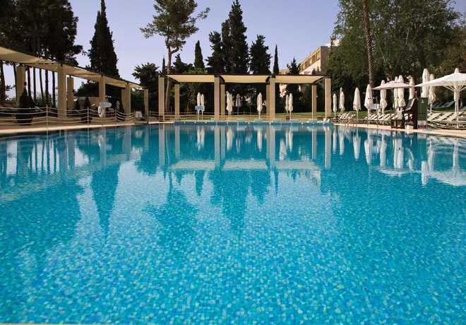 Открытый бассейн