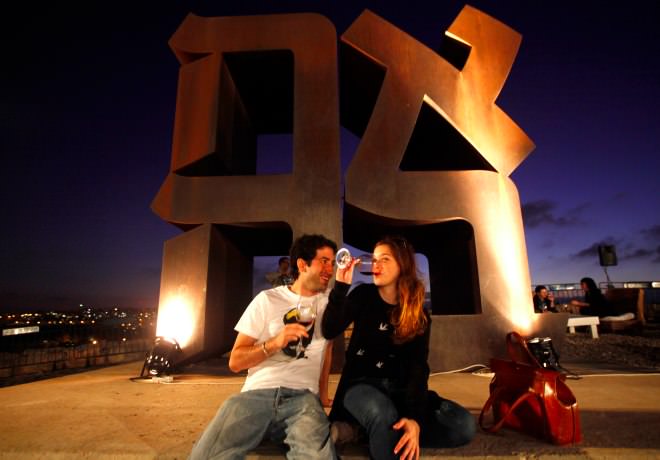 פסטיבל היין במוזיאון ישראל פסטיבל היין במוזיאון ישראל