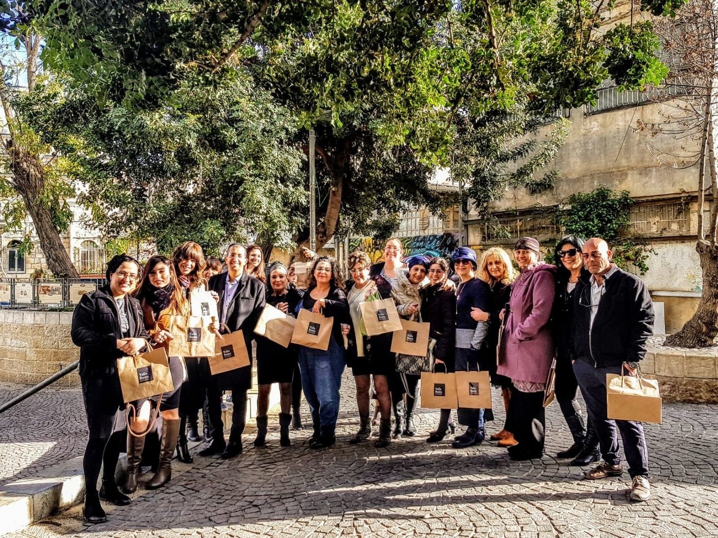 סיורי הרמת כוסית בשווקים לחברות וארגונים סיורי הרמת כוסית בשווקים לחברות וארגונים