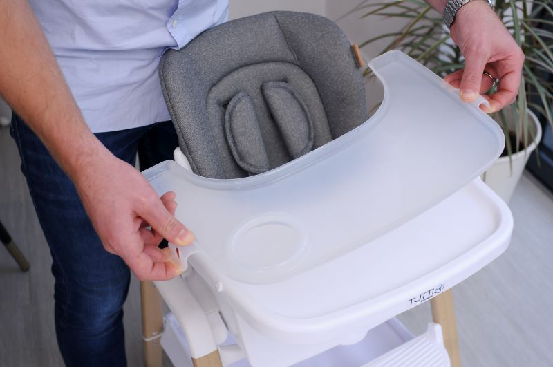 nova-highchair-removable-dishwasher-safe-tray