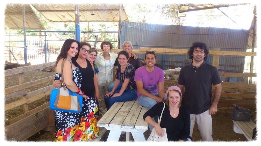 יום כיף בחוות גבינות עיזים לחגי דביר אדריכלים יום כיף בחוות גבינות עיזים לחגי דביר אדריכלים