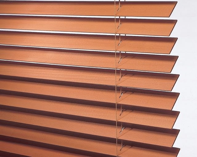 תריסים ונציאנים - עץ