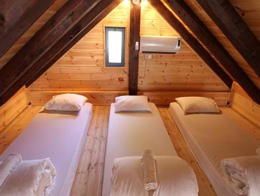 צימר בקתות התמר