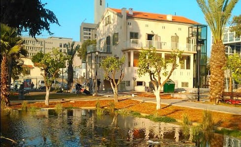 סיור מודרך בשרונה