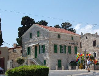 חיפה והסביבה מידע ומאמרים MORE