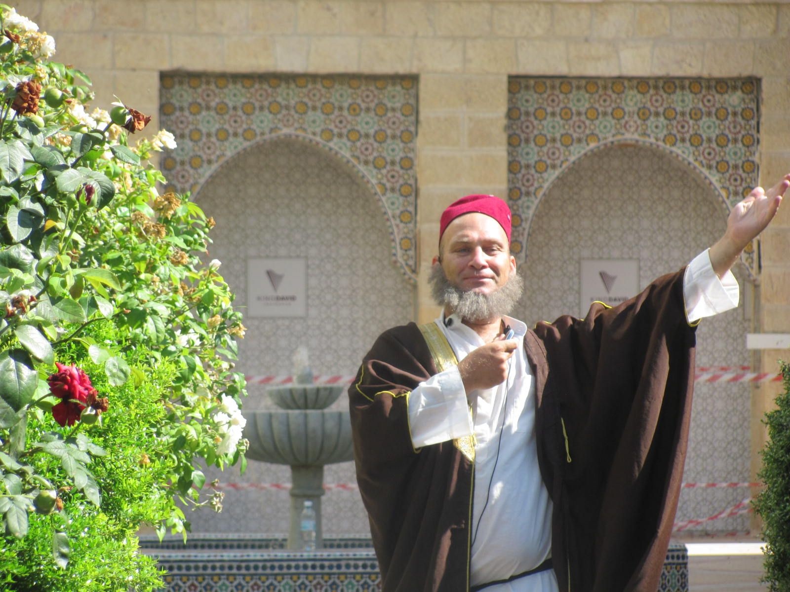 סיורים תיאטרליים ומומחזים בירושלים  MORE