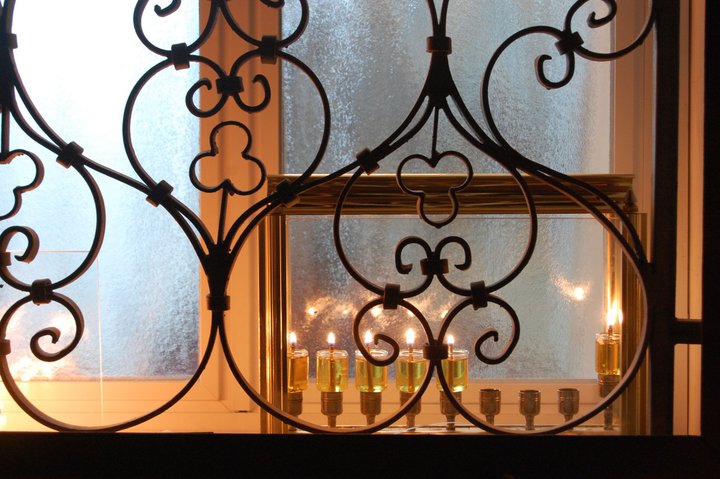 סיורי חנוכיות ליליים בירושלים סיורי חנוכיות ליליים בירושלים