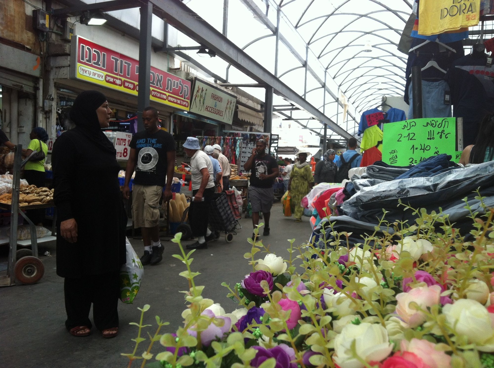 סיור טעימות בשוק רמלה MORE טעמים. סיפורים. אנשים