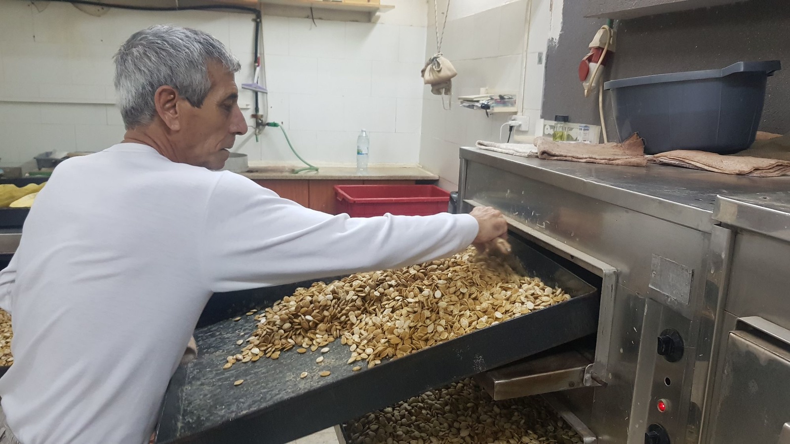 סיור קולינרי בשדרות - טעמים. סיפורים. אנשים סיור קולינרי בשדרות - טעמים. סיפורים. אנשים