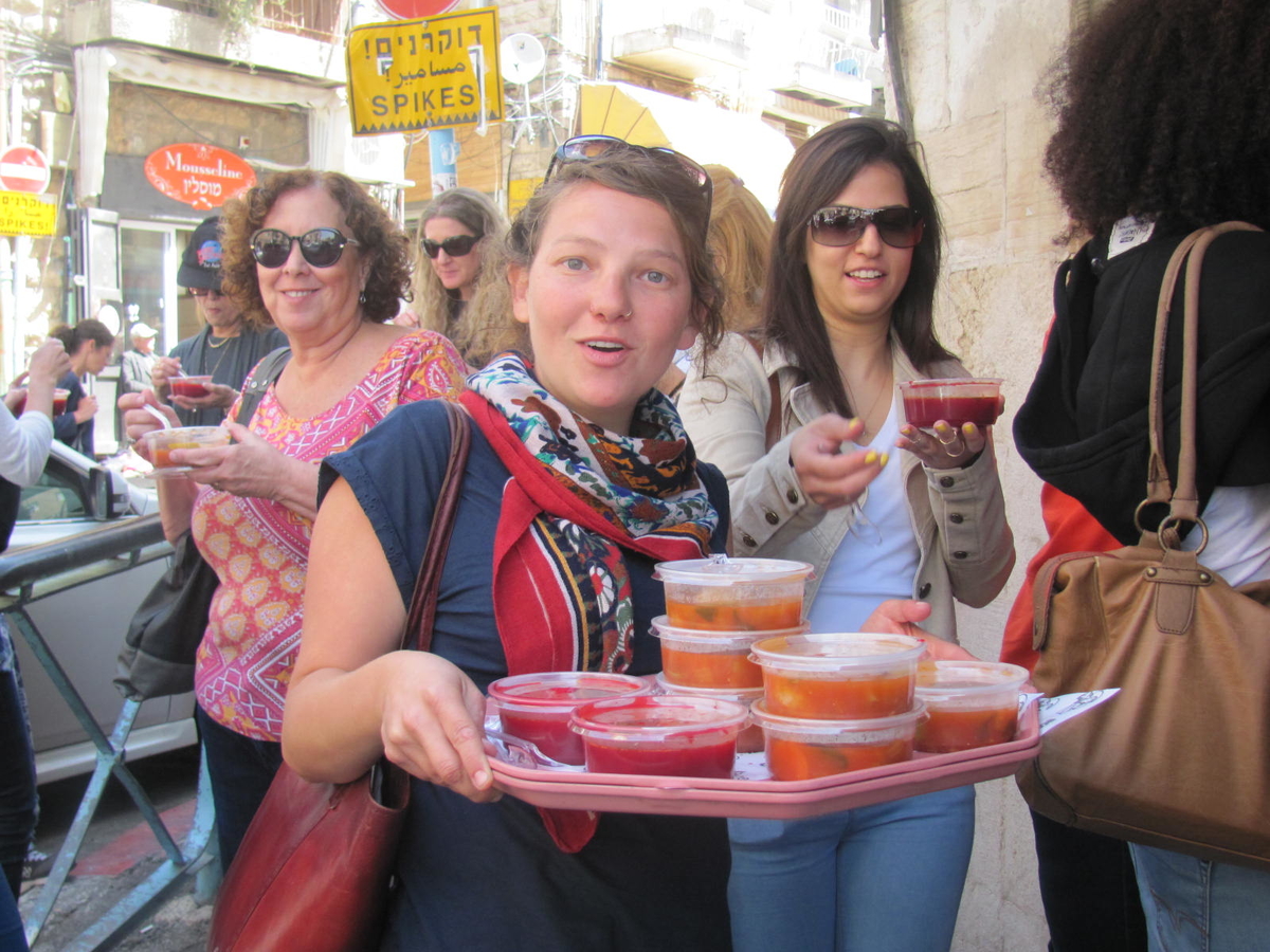 סיור טעימות בשוק מחנה יהודה בירושלים MORE